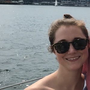 Meet your Posher, Julia